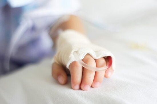 Azərbaycanda iki yaşlı körpə faciəvi şəkildə ölüb