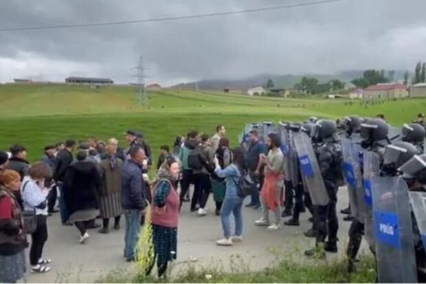 Gədəbəydə jurnalistlər saxlanılıblar? - RƏSMİ AÇIQLAMA