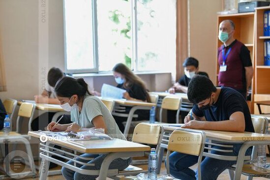 Azərbaycanda bir nəfər başqasının yerinə imtahana girmək istəyib – YAXALANDI