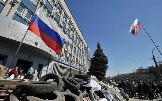 Xerson şəhərində Rusiya bayrağı qaldırıldı - VİDEO