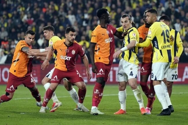 "Fənərbağça" və "Qalatasaray" Superliqada 137-ci dəfə üz-üzə gələcəklər