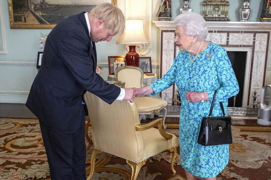 II Elizabetin son vəziyyəti AÇIQLANDI