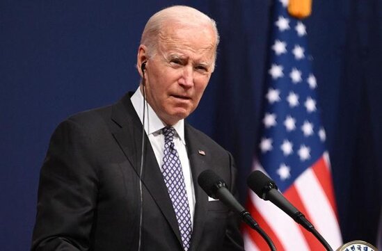 Bayden "meymun çiçəyi"ndən danışdı