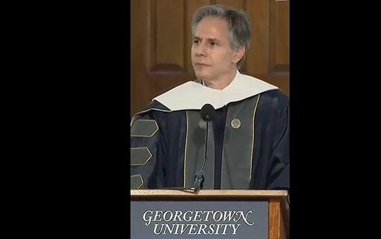 Blinken Putin üçün mahnı oxumaq istəyib - VİDEO