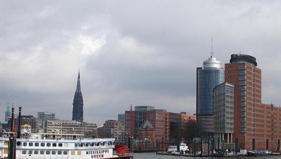 Almaniyada Polşa konsulluğuna hücum...