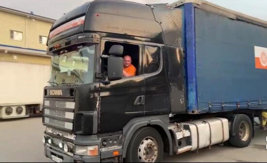 Ermənilər Rusiyanın nəzarətində olan Xersona humanitar yardım göndərdi – VİDEO