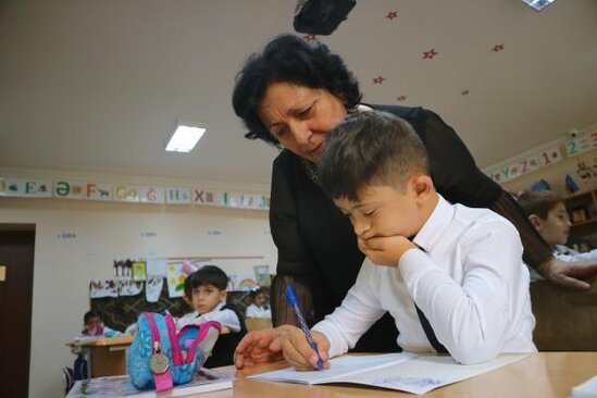 Oğlanlar təhsildən niyə yayınırlar? - Məktəblərdə hökm sürən son statistika