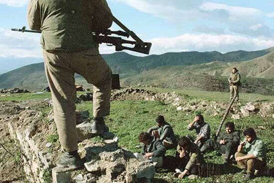 Əsgərimizə işgəncə verən ermənini hərbçilərimiz ƏSİR GÖTÜRDÜ / VİDEO