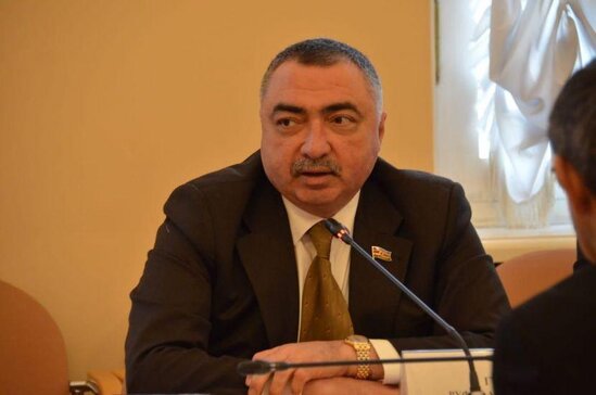 Deputat: "Quru sərhədləri açandan sonra xəstəliyin qabağını almağın məsuliyyəti kimdə olacaq?"