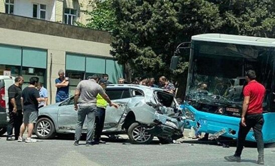 Bakıda niyə tez-tez avtobus qəzaları baş verir? - VİDEO