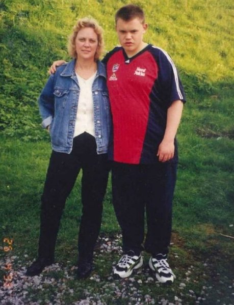 Yarım tonluq adam öldü - FOTO