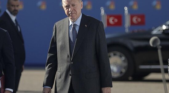 Ərdoğan hökumət rəsmiləri ilə şəhidin evinə gedib