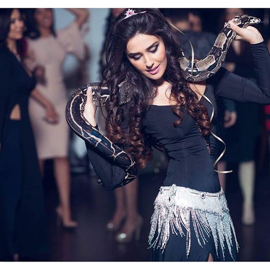 Azərbaycanlı aktrisanı "brilyant atəşi"nə tutdular - FOTOLAR