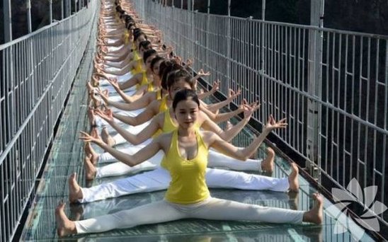 Dünyanın ən qəribə şəkilləri (FOTO)