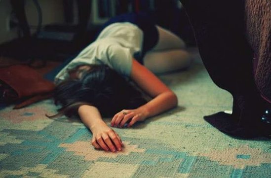 Bakıda RÜSVAYÇILIQ! - Gecə saatlarında oğlanlar 3 qızı küçənin ortasında...