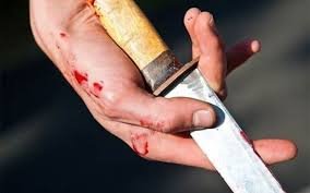 16 yaşlı oğlan adam bıçaqladı - AZƏRBAYCANDA