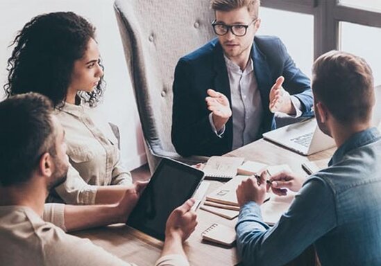 Jestlərlə ünsiyyət bacarığı: Bədənimizin dilini nə qədər bilirik? – ARAŞDIRMA