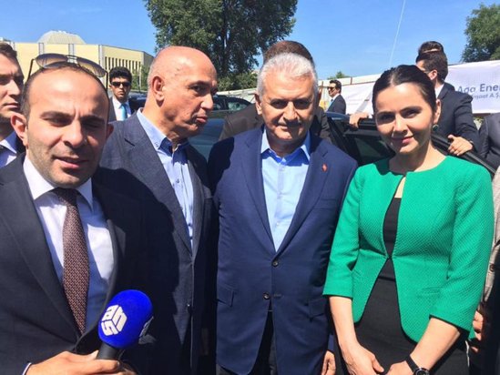 Qənirə Ataşova: "Anam qızı çox olduğu üçün sanki gözükölgəli idi"