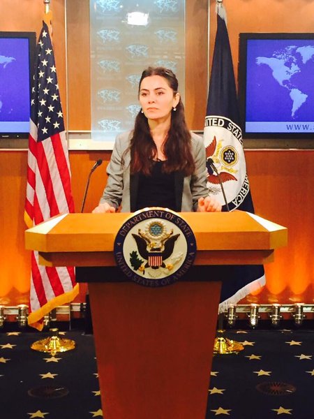 Qənirə Ataşova: "Anam qızı çox olduğu üçün sanki gözükölgəli idi"