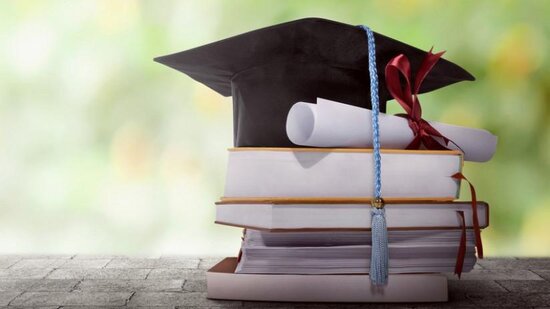 Tələbə təqaüdləri: Azərbaycanda və digər ölkələrdə - MƏBLƏĞ