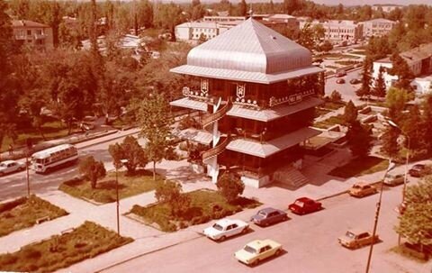 DƏHŞƏT: Ağdamın məşhur "Çay evi" TANINMAZ HALDA-FOTO