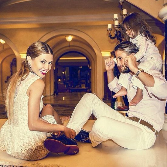 Rus qızları üçün növbəyə düzülən neft maqnatları, məmurlar və milyarderlər - FOTO