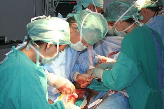 Bu il 76 nəfərə böyrək köçürülüb
