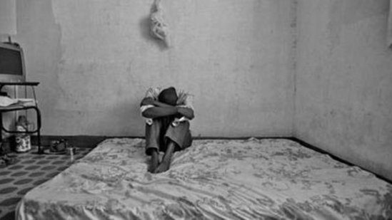 Mingəçevirdə qandonduran hadisə! İki nəfər xəstə kişini zorladı