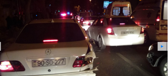 Son dəqiqə! Bakıda ağır yol qəzası: ölən və yaralananlar var - FOTO-YENİLƏNİB