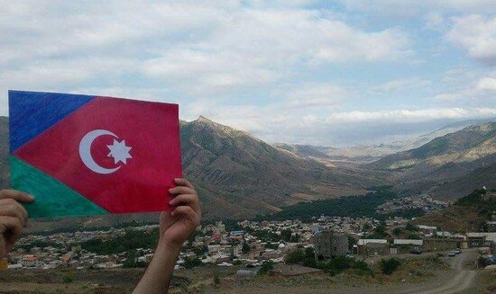 Təbrizdə azərbaycanlılar "Zəngəzur bizimdir, bizim olacaq" şüarını səsləndirib - VİDEO