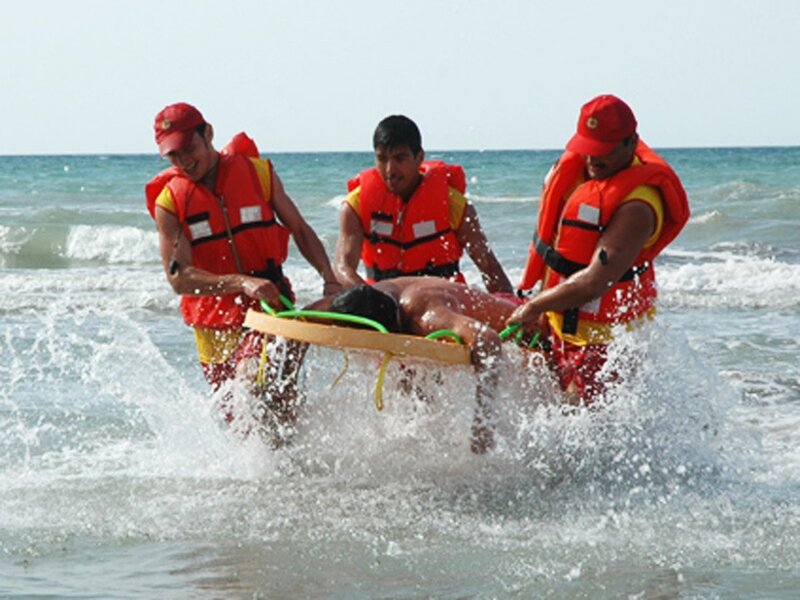 Suda batan şəxs neçə müddətə suyun üzərinə çıxa bilir? - AÇIQLAMA