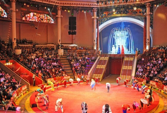 Bakı Dövlət Sirkində yeni fırıldaq: kassada bilet həm var, həm də yoxdur