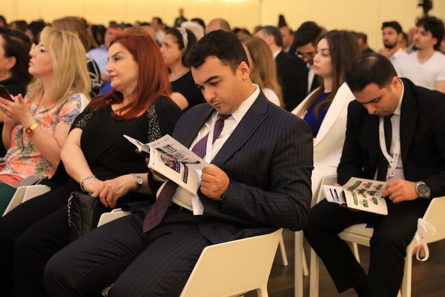 V İqtisadiyyat və İdarəetmə Sahəsində Tədqiqatçıların Beynəlxalq Elmi Konfransı keçirilir