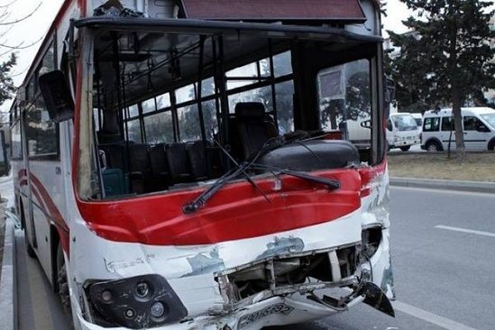 Bakıda baş vermiş avtobus qəzalarında yaralananların sayı açıqlandı