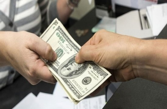 "Qara bazar"da dolların son qiyməti açıqlandı