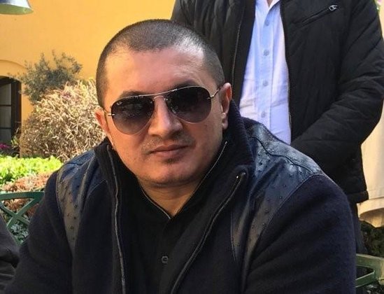 "Qələt edirəm, bağışla məni": Yalvararaq "Lotu Quli"dən üzr istədi - VİDEO