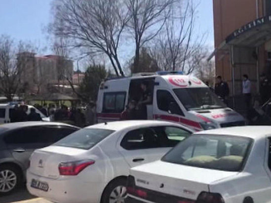 Türkiyədə universitetə silahlı hücum: 4 akademik öldürüldü