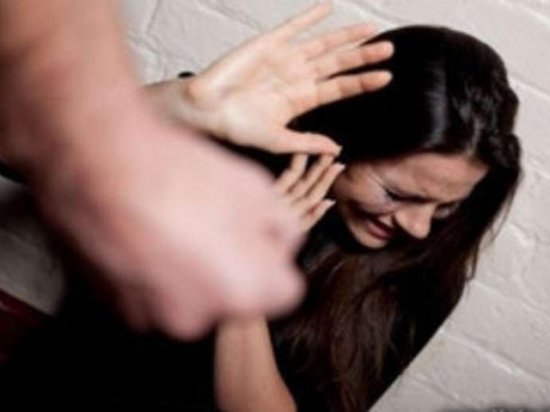 Toy sabahı döyülən, dili paralanan gəlinin dəhşətli - Ailə dramı