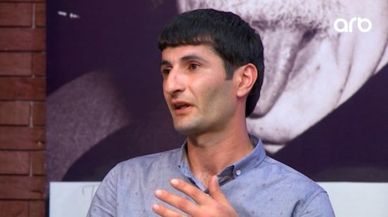 "Fəhlələrüyüy" sözü ilə məşhurlaşan Şakir: "Qızlar zəng edib deyir ki, bir dənə səsini eşidim" – VİDEO