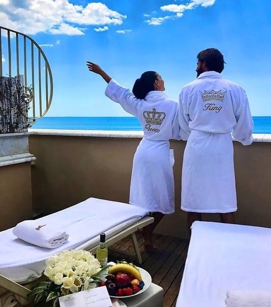 Azərbaycanın varlı qızlarının dəbdəbəli həyatı - FOTOLAR