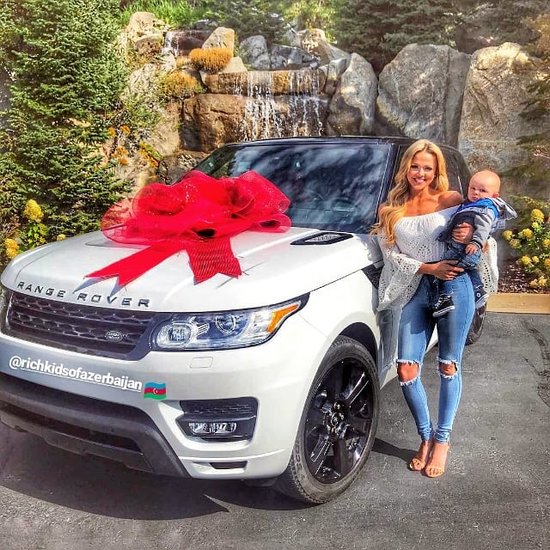 Azərbaycanın varlı qızlarının dəbdəbəli həyatı - FOTOLAR