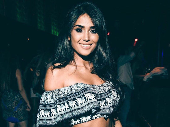 "Azərbaycanda bu rola çəkilmirəm" - Pərvin Abıyeva - VİDEO