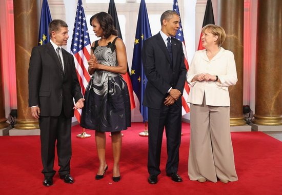 Angela Merkellə bağlı İNANILMAZ FAKTLAR: Hitlerin qızı, Obamaya vurulan və... - FOTO