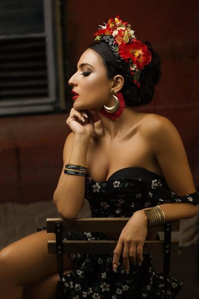 Dilarə ehtiraslı qadın obrazında FOTOLAR