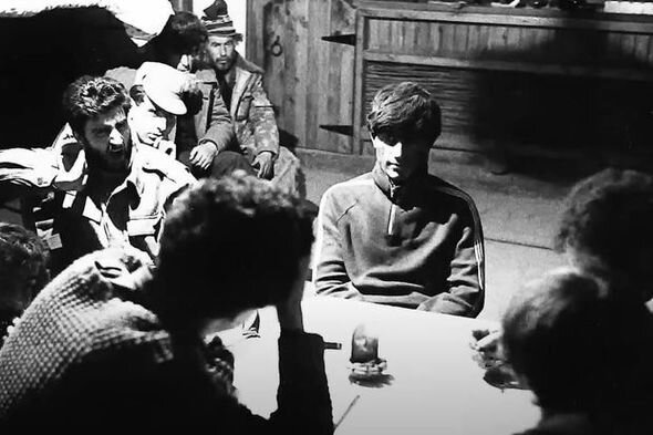 Bu gün bayrağımızı düşmənə təslim etməyən şəhid Natiq Qasımovun doğum günüdür - FOTO