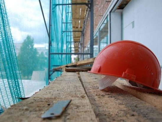 Bakıda FACİƏ: tikinti zamanı fəhlə 11-ci mərtəbədən yıxılıb öldü