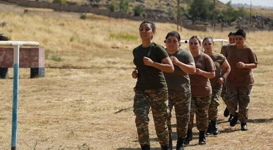 Ermənistanda qadınların hərbi xidmətə çağırılması nəzərdən keçirilir