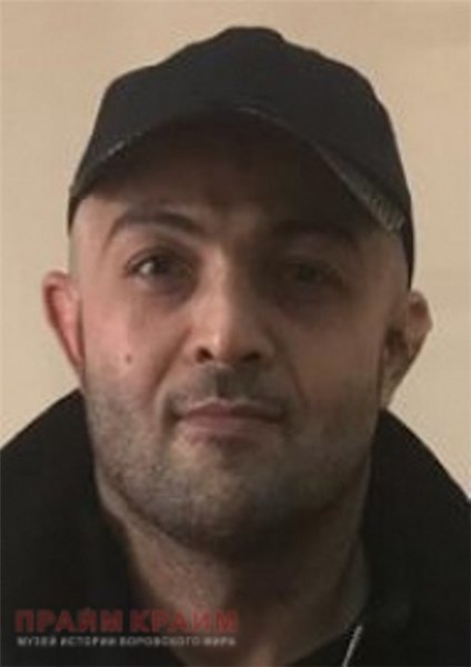 Azərbaycanlı "qanuni oğru" türmədən çıxıb, Bakıya gəldi - FOTOLAR