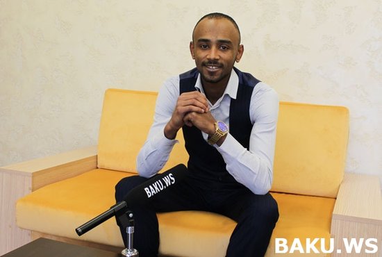 "Sevdiyim qızı mənə vermədilər" - bacı-qardaşı ağ, özü qaradərili olan Xose (VİDEO)