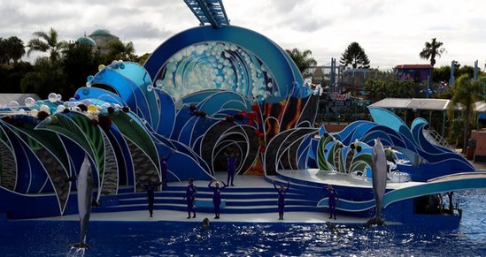 В Калифорнии спасатели спустили вниз людей, застрявших на канатной дороге